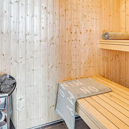 בית נופש 16 Person In Hasselberg קפלן